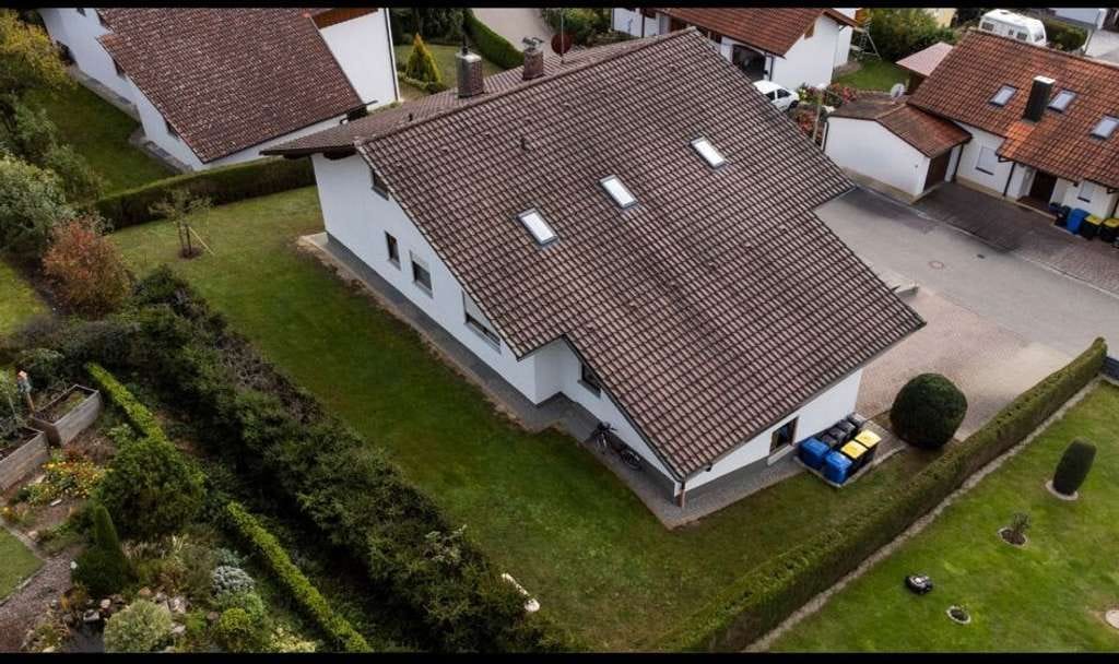 Immobilie in Marklkofen - Attraktives Mehrfamilienhaus mit 4 Wohneinheiten – zur Selbstnutzung oder als solide Kapitalanlage - Bild 3