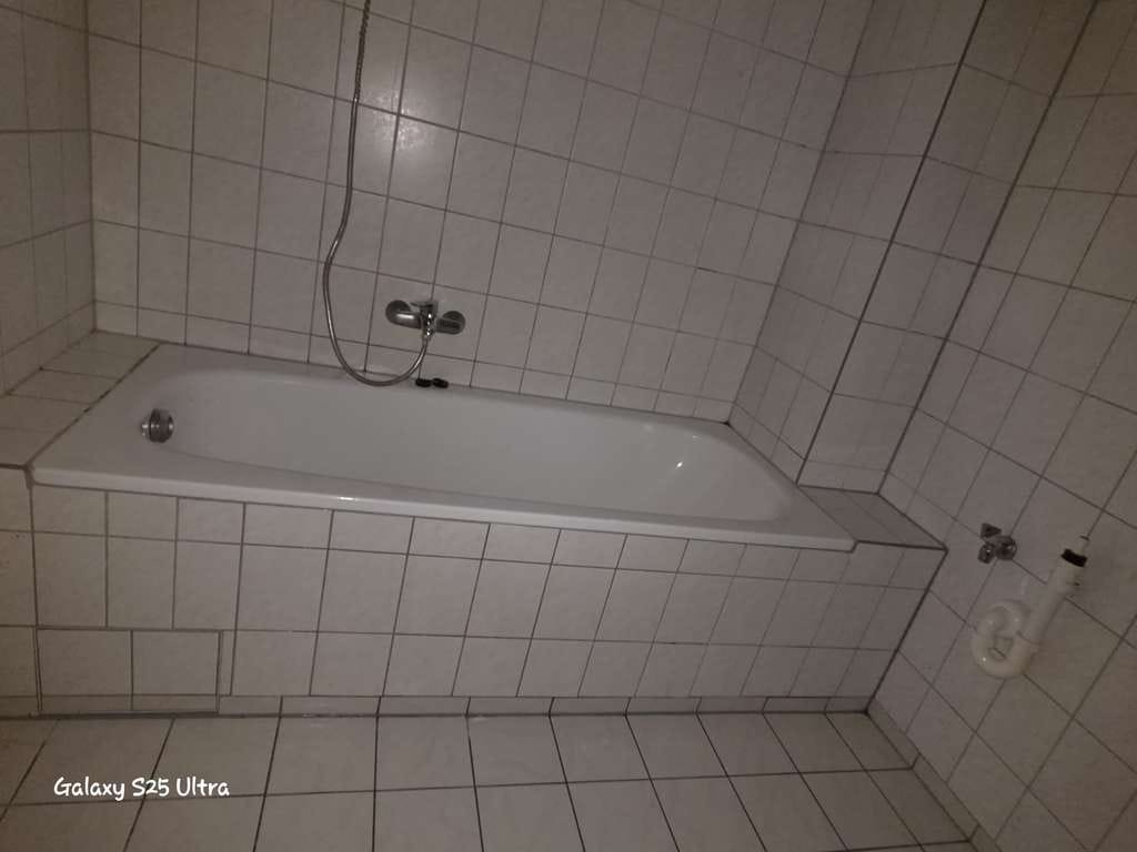Immobilie in Schmölln - Wohn-und Geschäftshaus mit 3 Wohnungen und 2 Läden in 1a Lage in Schmölln in Schmölln - Bild 3