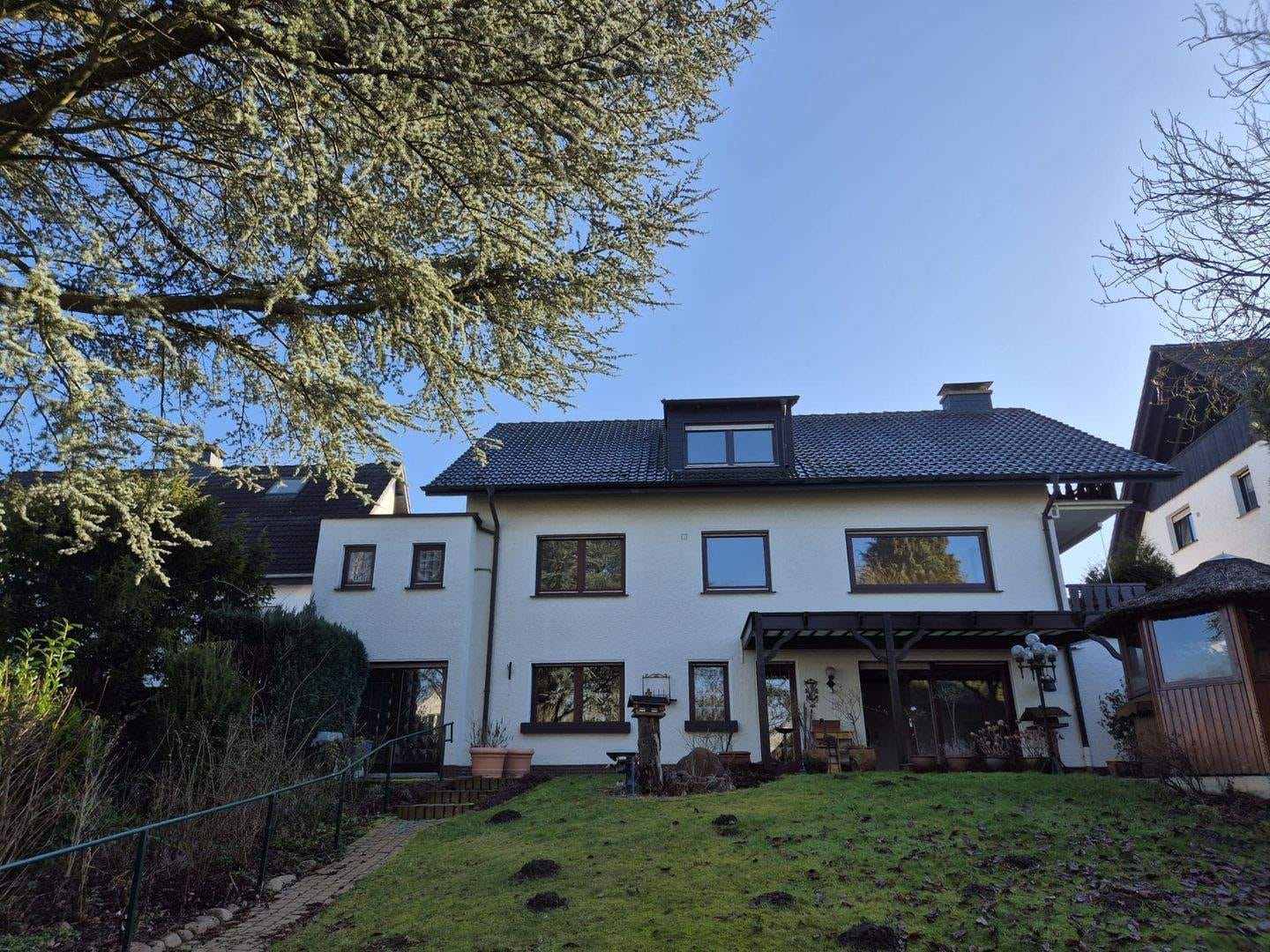 Immobilie in Schwerte - Zweifamilienhaus in bester Lage von Schwerte - Bild 0
