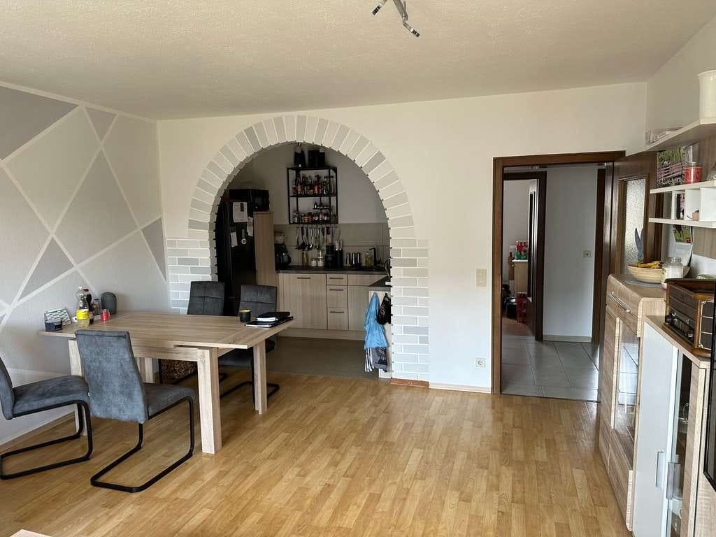 Immobilie in Massing - ***Massing: Traumhaftes 4-Parteien Haus mit 2 Garagen in ruhiger Lage*** - Bild 1