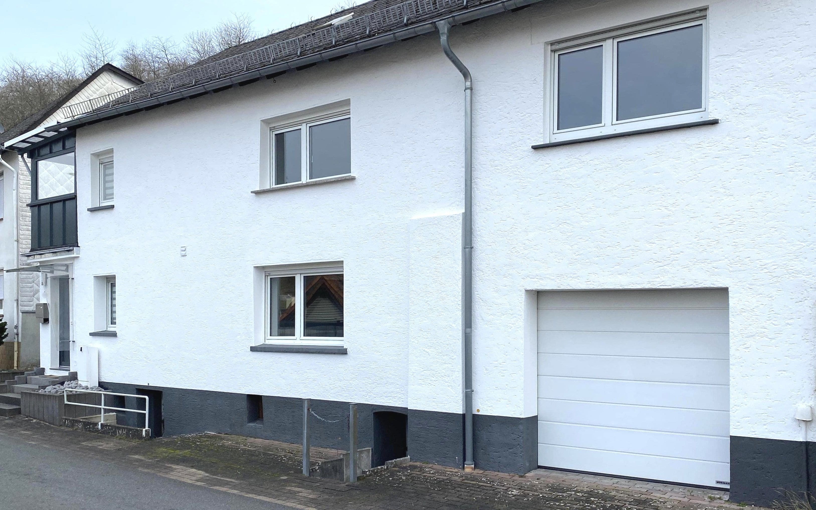 Immobilie in Mengerskirchen - Modernisiertes Einfamilienhaus in idyllischer Lage von Mengerskirchen ++ Dillhausen ++ - Bild 2