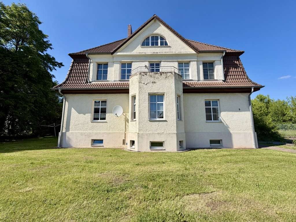Immobilie in Braunsbedra - Braunsbedra-Frankleben: Ehemalige Unternehmervilla mit 5 Wohnungen und Entwicklungspotenzial - Bild 1