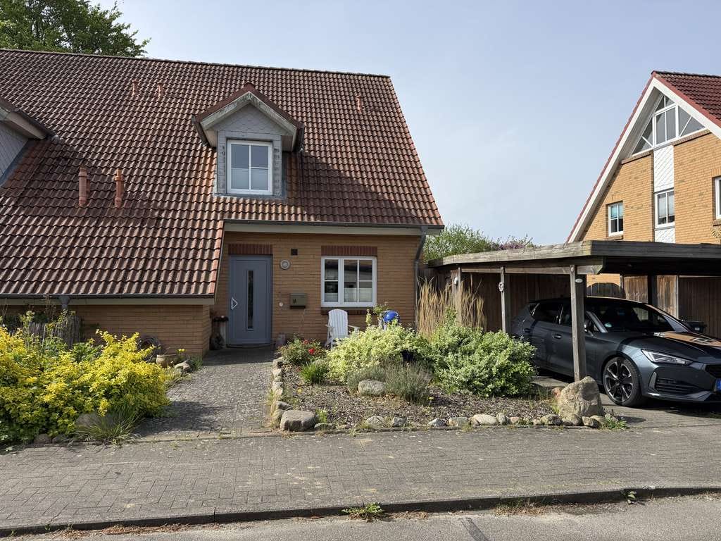 Immobilie in Borgstedt - Schöne helle Doppelhaushälfte  mit viel Platz in Borgstedt - Bild 0