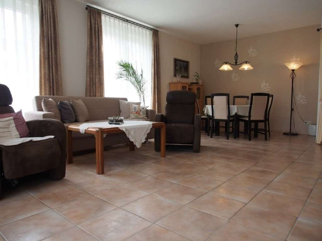 Immobilie in Hipstedt - Einfamilienhaus mit ehemaliger Tierarztpraxis - Bild 4