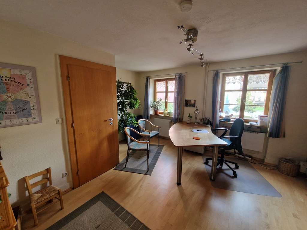 Immobilie in Löffingen - Repräsentatives Stadthaus im historischen Stadtkern von Löffingen – Wohnen, Arbeiten, Investieren - Bild 3