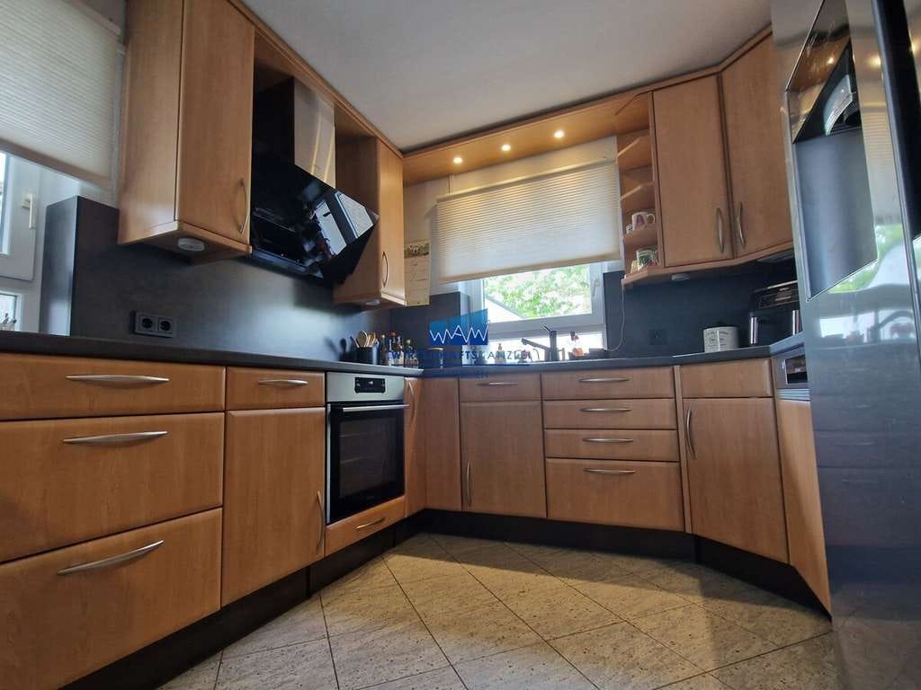 Immobilie in Jettingen - Charmante Maisonette-Wohnung mit Hauscharakter, Garage, und schönem Garten - Bild 3