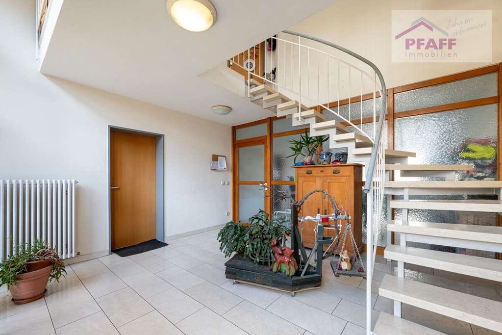 Immobilie in Rielasingen-Worblingen - Zuhause ankommen in Rielasingen in der Hauptstr.! Gut vermietetes Dreifamilenhaus in zentraler Lage - Bild 4