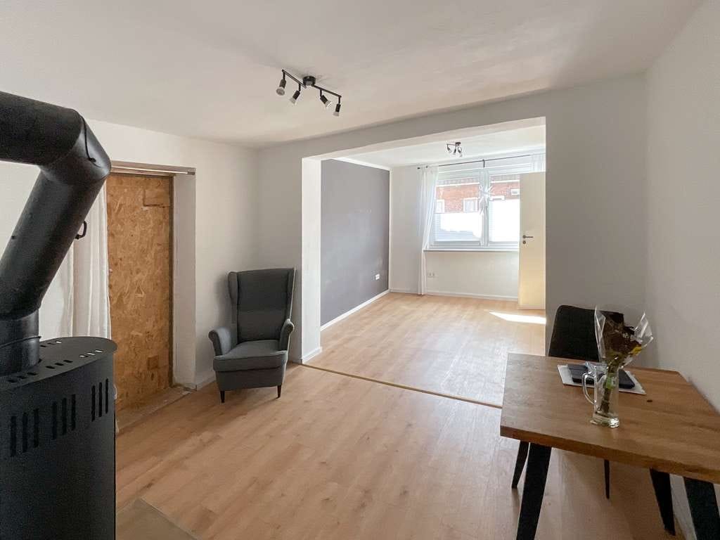 Immobilie in Rendsburg - Zweifamilienhaus mit Garage in Rendsburg zu verkaufen ! - Bild 4