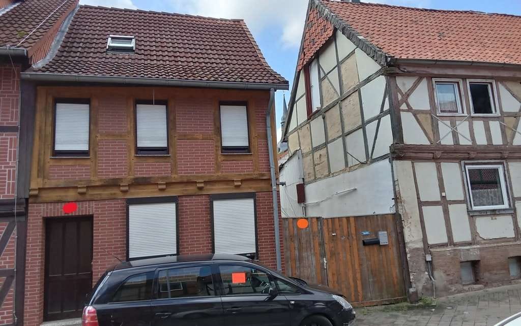 Immobilie in Schwanebeck - Kompakt, geschichtsträchtig, erschwinglich – Nutzen Sie Ihre Chance im Zwangsversteigerungsverfahren - Bild 1