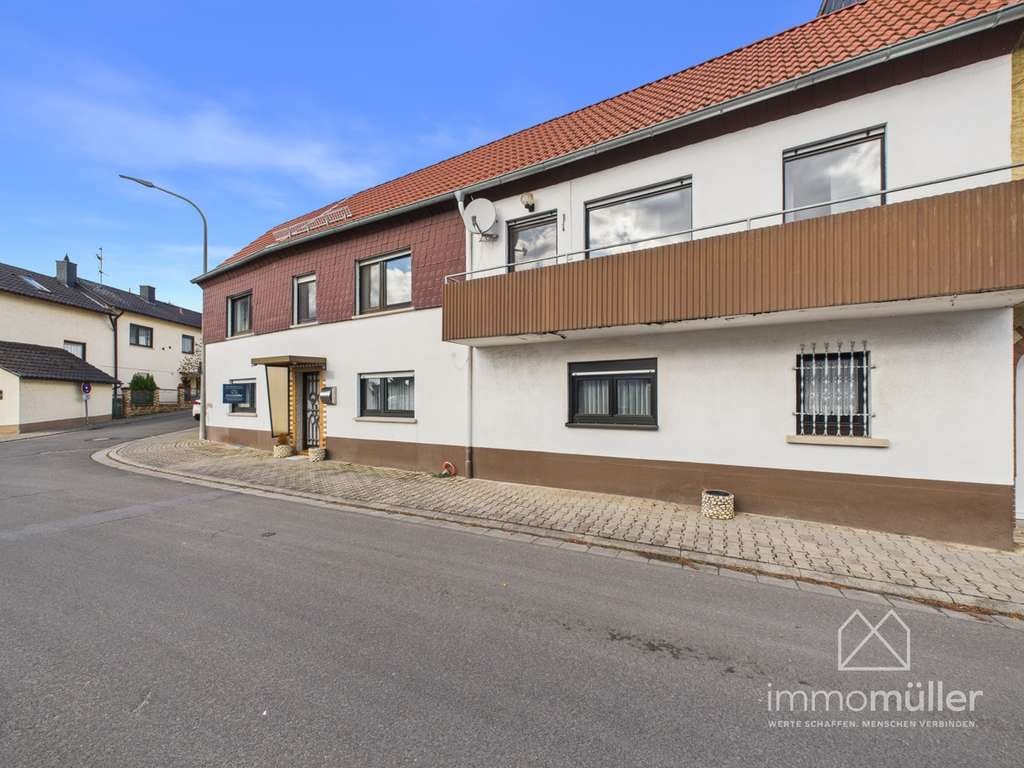 Immobilie in Lautersheim - Einfamilienhaus mit 146 m², Wintergarten & Balkon – familiärer Lage von Lautersheim - Bild 2