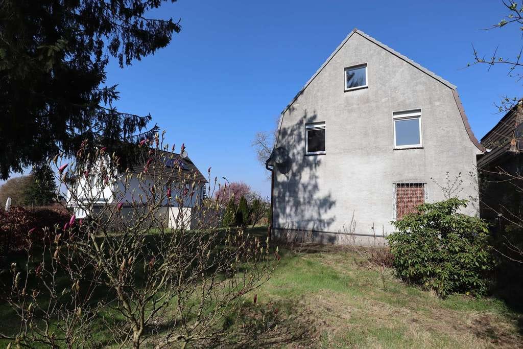 Immobilie in Dortmund - Freistehendes Dreifamilienhaus in BESTLAGE von DO-Höchsten - Bild 2