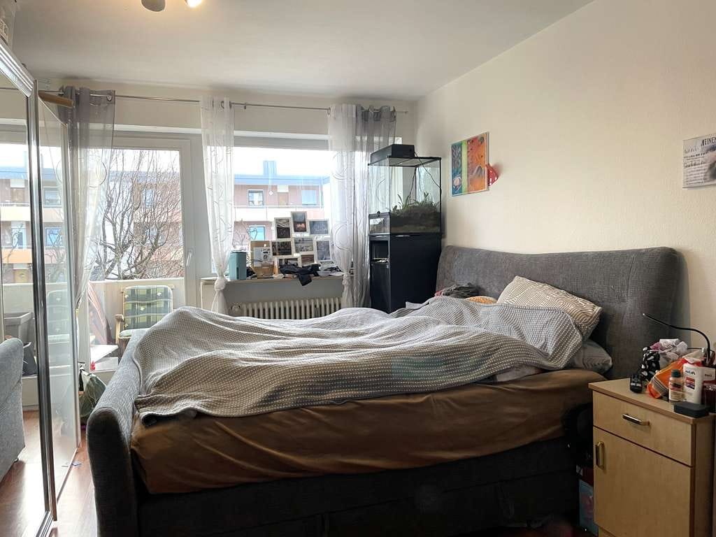 Immobilie in Peiting - Ihre Alternative zum eigenen Haus:
Großzügige 4-Zimmer-Wohnung
 im 1. OG mit 2 Südbalkonen - Bild 3