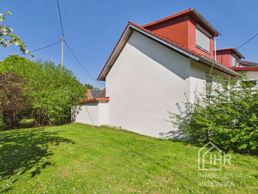 Immobilie in Riedlingen - Wohnen, Arbeiten, Leben – Haus mit großem Garten & Doppelgarage - Bild 2
