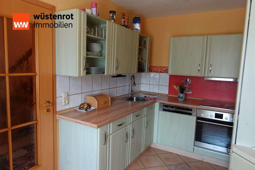 Immobilie in Neustadt an der Orla - Charmante Doppelhaushälfte mit Pool, Wärmepumpe und viel Platz für die Familie - Bild 4