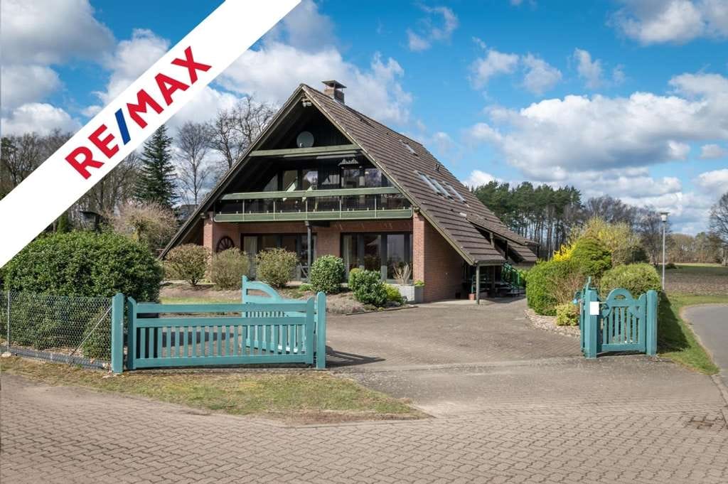 Immobilie in Handeloh - Gelegenheit für die Familie.
Platz auch für 2 Parteien (z.B. jung und alt, wohnen und arbeiten o.ä. - Bild 0