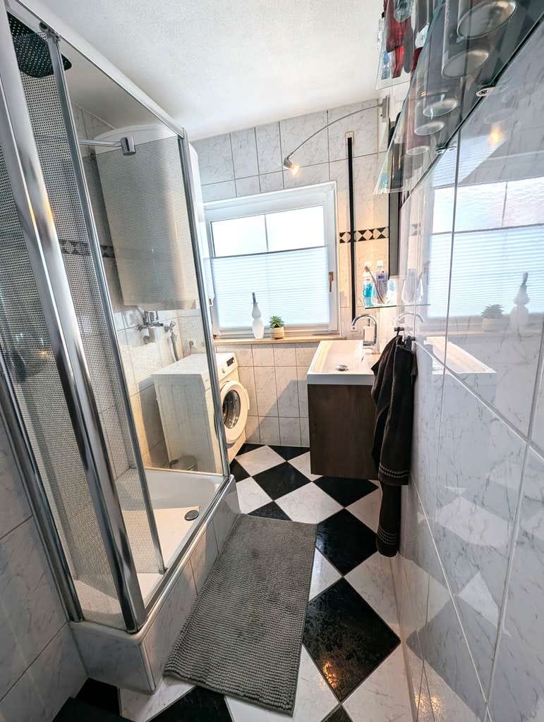 Immobilie in Dietenheim - 3,5 Zimmer mit Balkon* 1 Garage*2 Stellplätze*profisionsfrei* - Bild 4