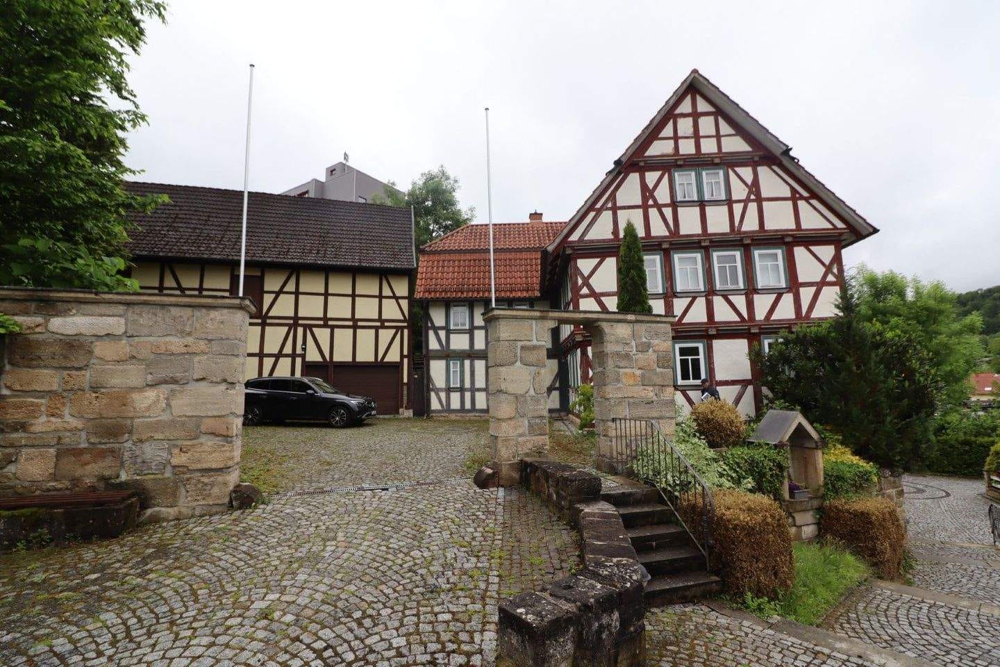 Immobilie in Südeichsfeld - wunderschönes Pfarrhaus mit Garten und Nebengelass zu verkaufen - Bild 0