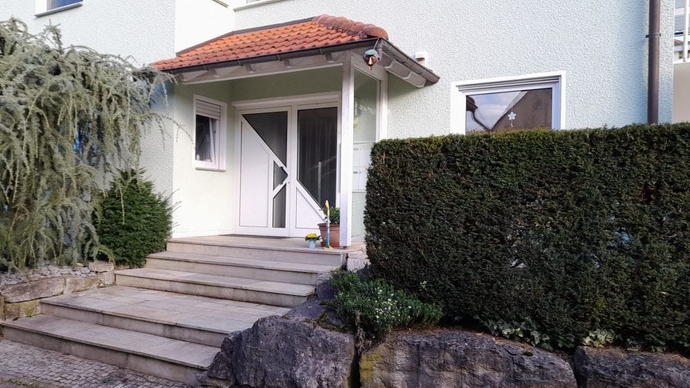 Immobilie in Großbottwar - 3 Familienhaus in idyllischer Aussichtlage (provisionsfrei) - Bild 1