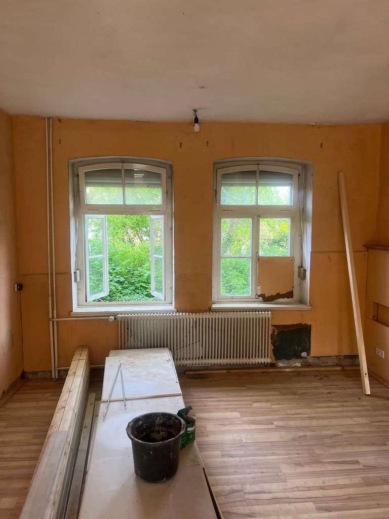 Immobilie in Schieder-Schwalenberg - Charmantes Zweifamilienhaus mit grüner Oase ( leichter Umbau zu Ein/Dreifamilienhaus möglich ) - Bild 4