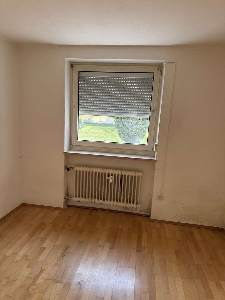 Immobilie in Putzbrunn - Leerstehende 3-Zimmer-Wohnung mit Balkon in Putzbrunn in Hochparterre - Bild 1