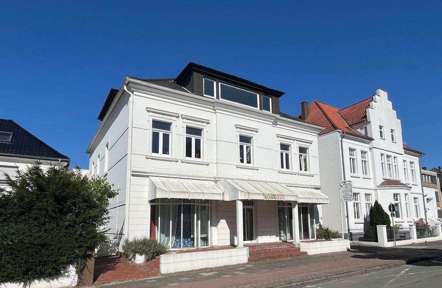 Immobilie in Lengerich - Immobilienpaket mit tollem Architektenhaus und einem Zweifamilienhaus mit Gewerbeeinheit - Bild 0