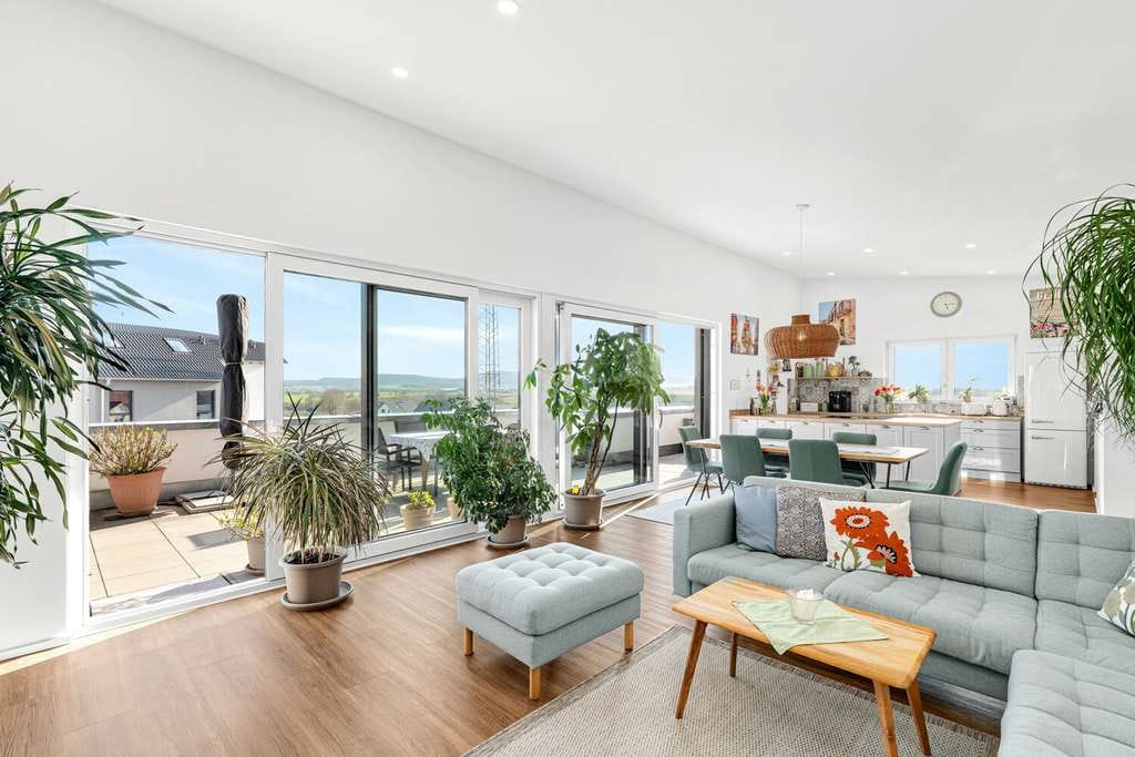 Immobilie in Kupferzell - Exklusives Penthouse mit sonniger Dachterrasse und hochwertiger Ausstattung in KfW-55-Bauweise - Bild 1