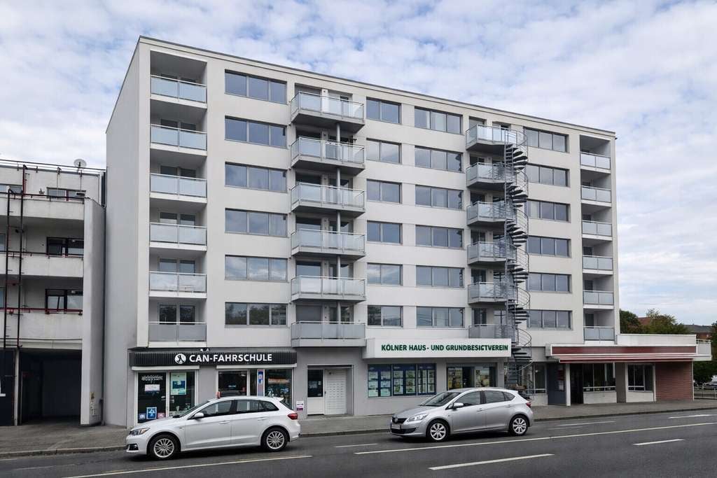 Immobilie in Köln - 3 vermietete Eigentumswohnungen im Paket – ca. 142 m² – attraktive Kapitalanlage in Köln-Porz - Bild 1
