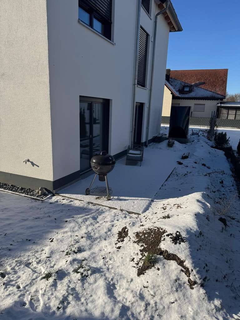 Immobilie in Ernsgaden - Großzügige Erdgeschosswohnung mit Terrasse und Garten in Ernsgaden zu verkaufen! - Bild 2