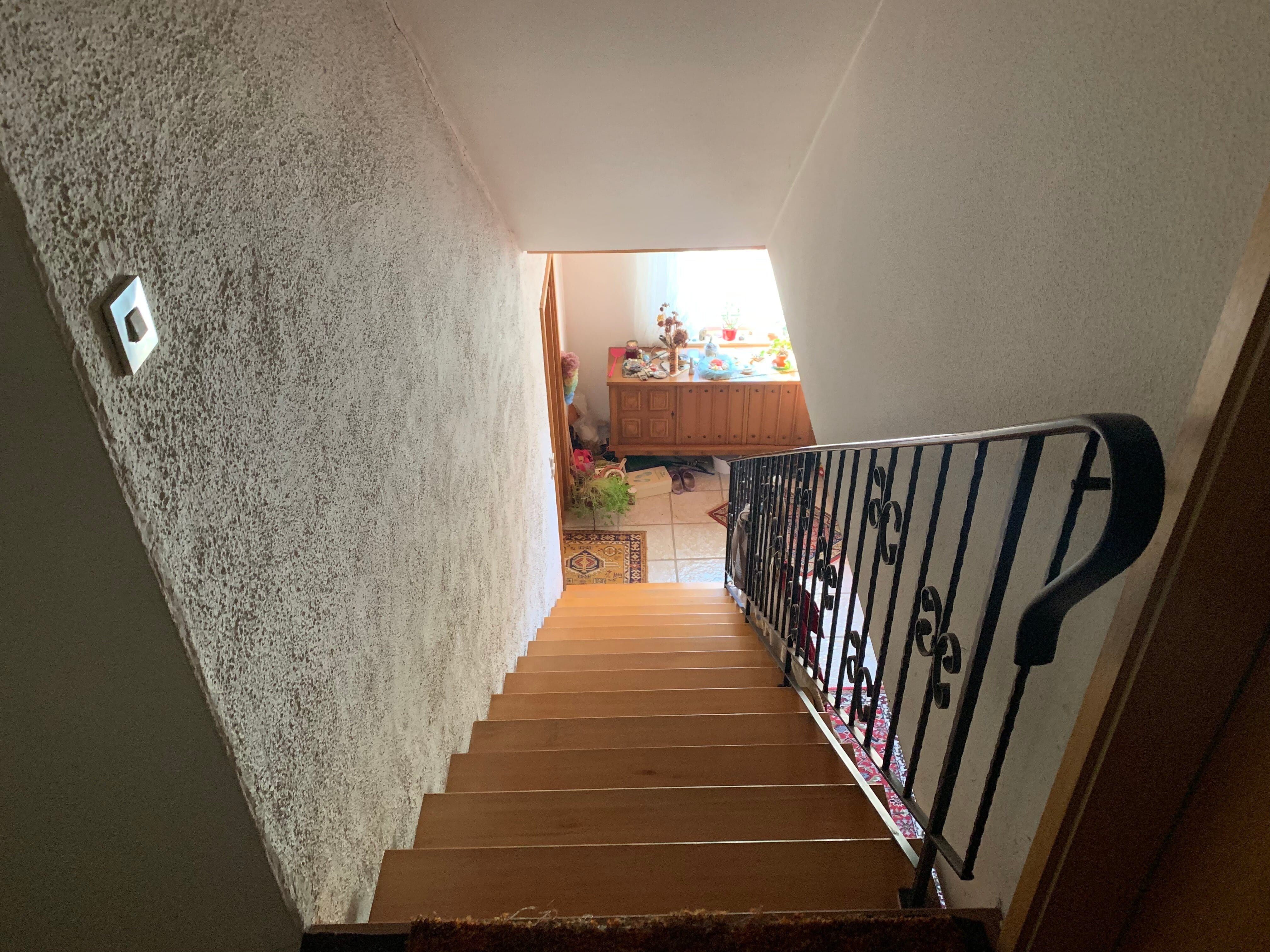 Immobilie in Mering - Ehemaliges Bauernhaus mit Scheune und großem Grundstück, renovierungsbedürftig - Bild 3