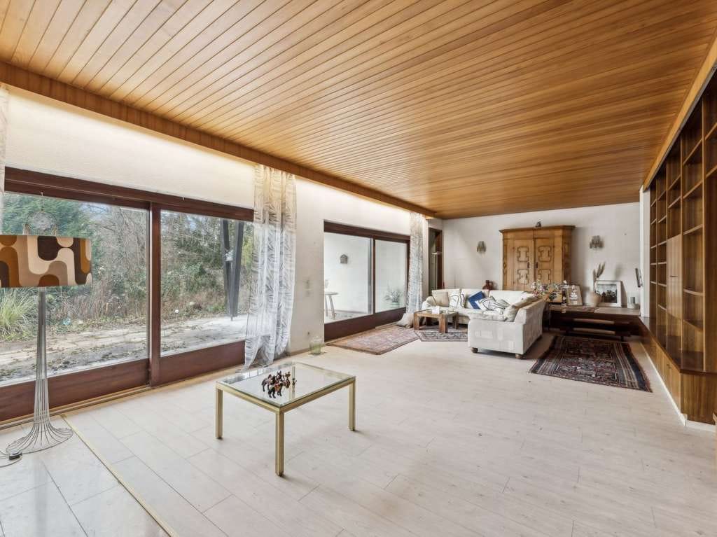 Immobilie in Altdorf bei Nürnberg - Bungalow mit vielen Highlights inkl. Doppelgarage, Pool und großem Garten in Altdorf/Hagenhausen - Bild 4