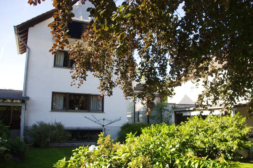 Immobilie in Bobenheim-Roxheim - Familienparadies mit traumhaftem Garten in bester Wohnlage von Bobenheim-Roxheim - Bild 2