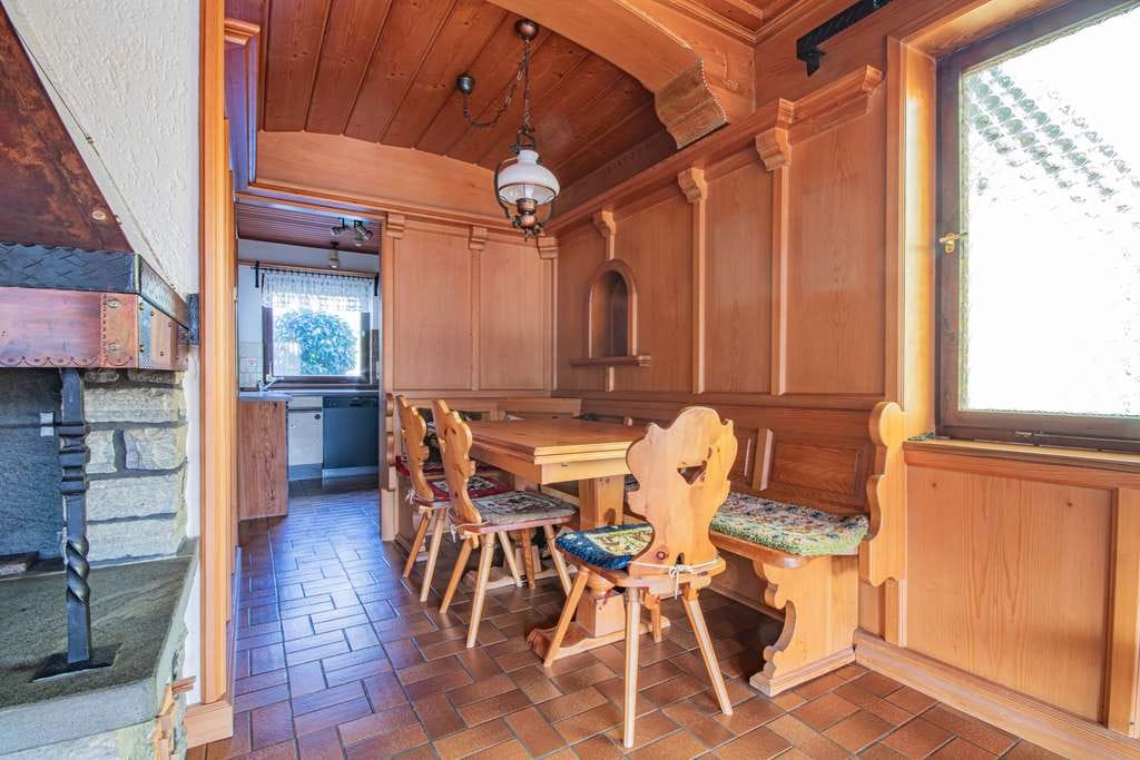 Immobilie in Wutöschingen - Vielseitig nutzbare Doppelhaushälfte mit Einliegerwohnung und Wintergarten in Horheim - Bild 3