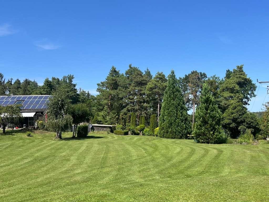 Immobilie in Ostelsheim - 1 Familienhaus + ca.10.000 qm Grundstück - Bild 4