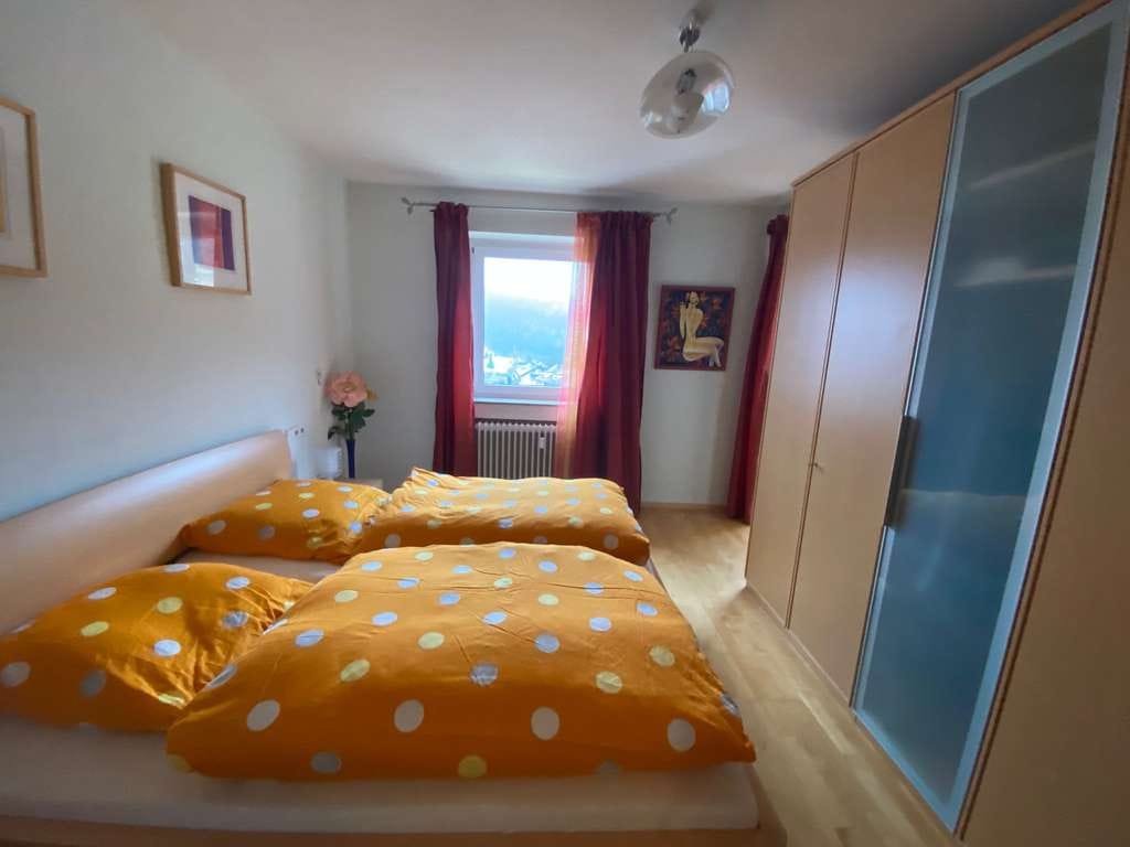 Immobilie in Baiersbronn - Helle 2-Zimmer Wohnung mit herrlicher Aussicht und Balkon im 1. OG in Baiersbronn - Bild 0