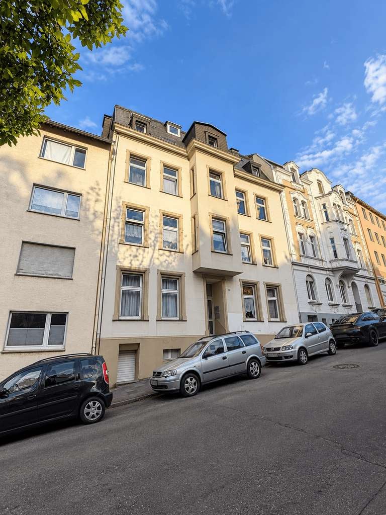 Immobilie in Wuppertal - Seltene Gelegenheit in Wuppertal – ca. 460 m², 6 Wohneinheiten & enormes Potenzial - Bild 1