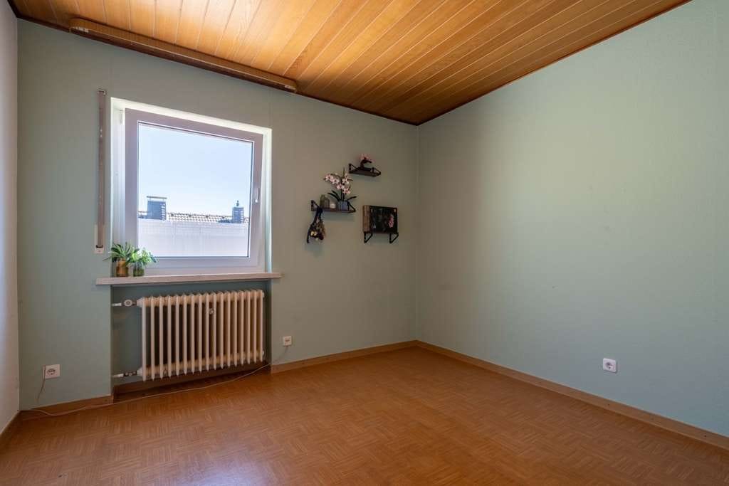 Immobilie in Weimar (Lahn) - Ein Haus voller Möglichkeiten –  In ruhiger Lage von Wenkbach - Bild 2