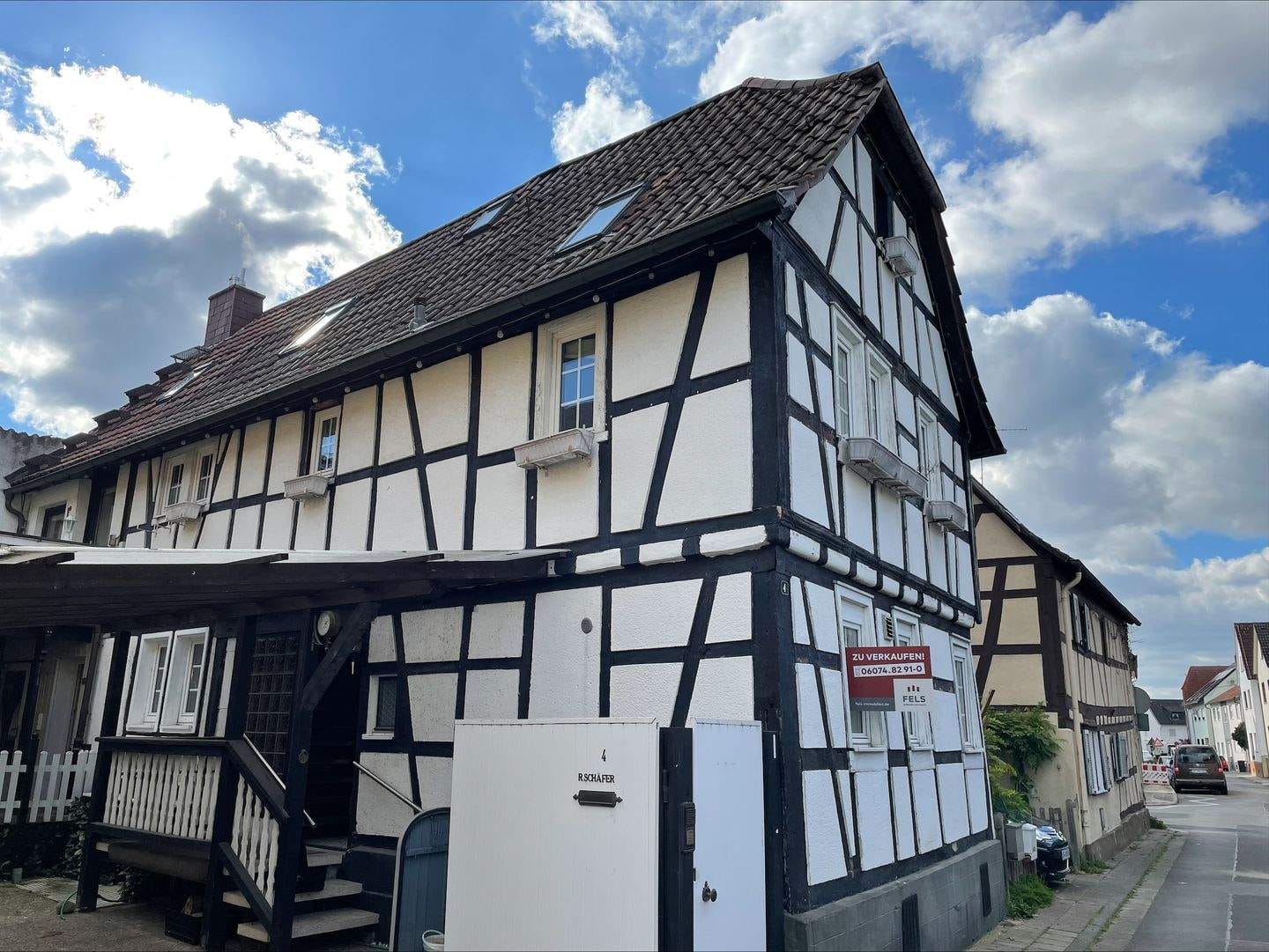 Immobilie in Dreieich - Riesiges Fachwerkhaus mit Anbau in Dreieich-Sprendlingen - Bild 1