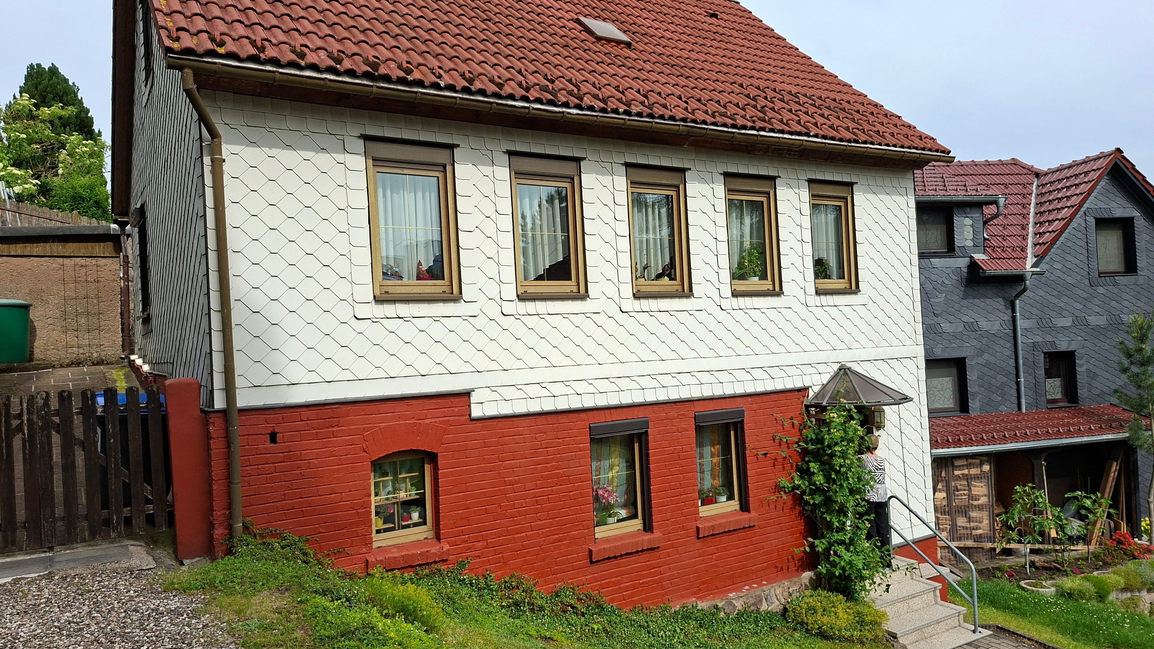 Immobilie in Zella-Mehlis - schönes Einfamilienhaus mit kleinem Garten - Bild 0