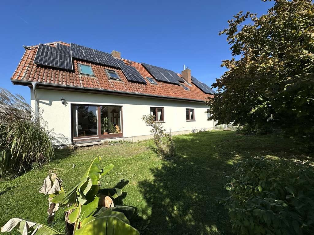 Immobilie in Blesewitz - Gutshaus mit 10.000 m² Land in idyllischer Lage bei Anklam - Bild 4