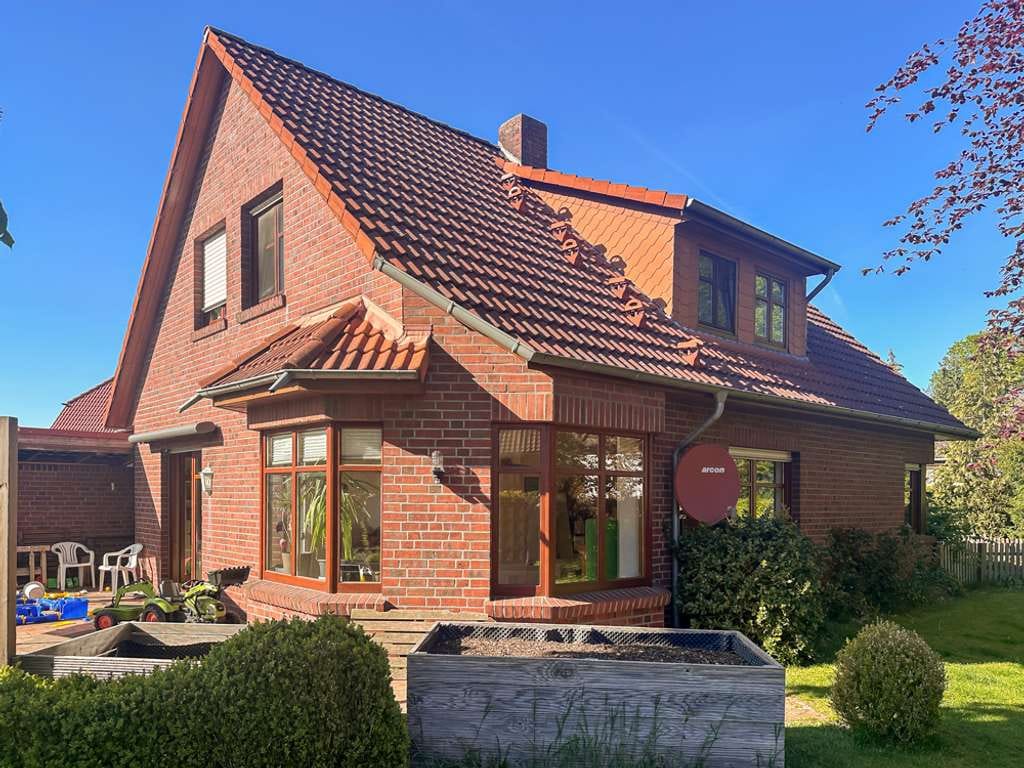 Immobilie in Sulingen - Attraktives Einfamilienhaus mit schönem Garten in Sulingen zu verkaufen - Bild 1