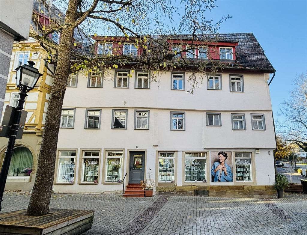 Immobilie in Brackenheim - VBU Immobilien - Altbau-Maisonette mitten in der Innenstadt  zeitlose Eleganz, zentrale Lage - Bild 0