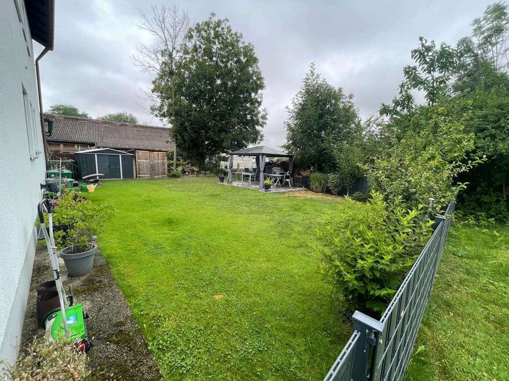 Immobilie in Mammendorf - Mammendorf, sonniges Zweifamilienhaus mit großem Grundstück - Bild 2