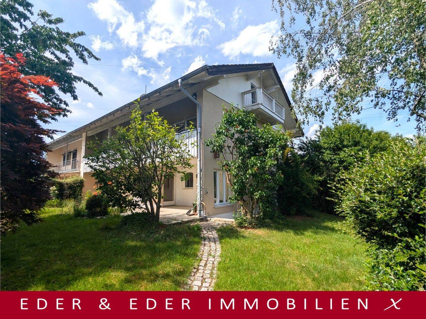 Immobilie in Eiselfing - Große, solide Doppelhaushälfte mit viel Potenzial in sehr guter Wohnlage in unmittelbarer Nähe zu Wasserburg a. Inn! - Bild 0
