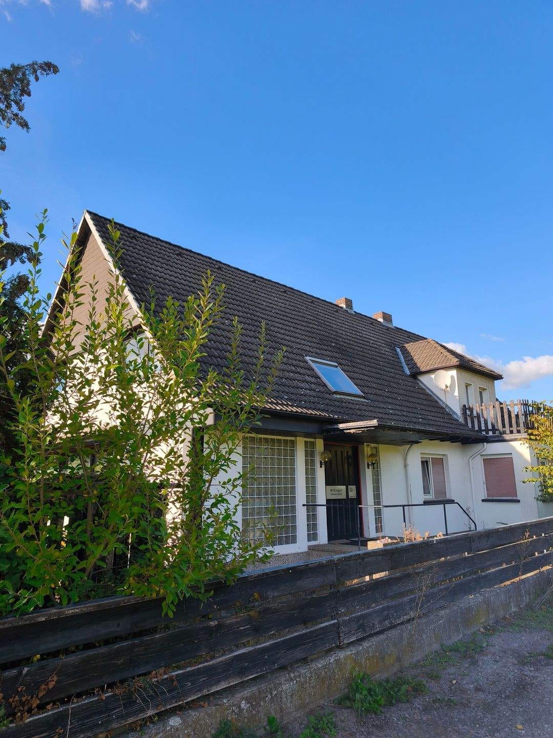 Immobilie in Knüllwald - Architektenhaus in Ortsrandlage mit vielen Gestaltungsmöglichkeiten - Bild 0