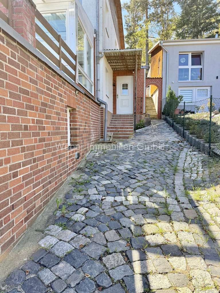 Immobilie in Quedlinburg - ***CHARMANTES EINFAMILIENHAUS AM STADTRAND*** - Bild 2
