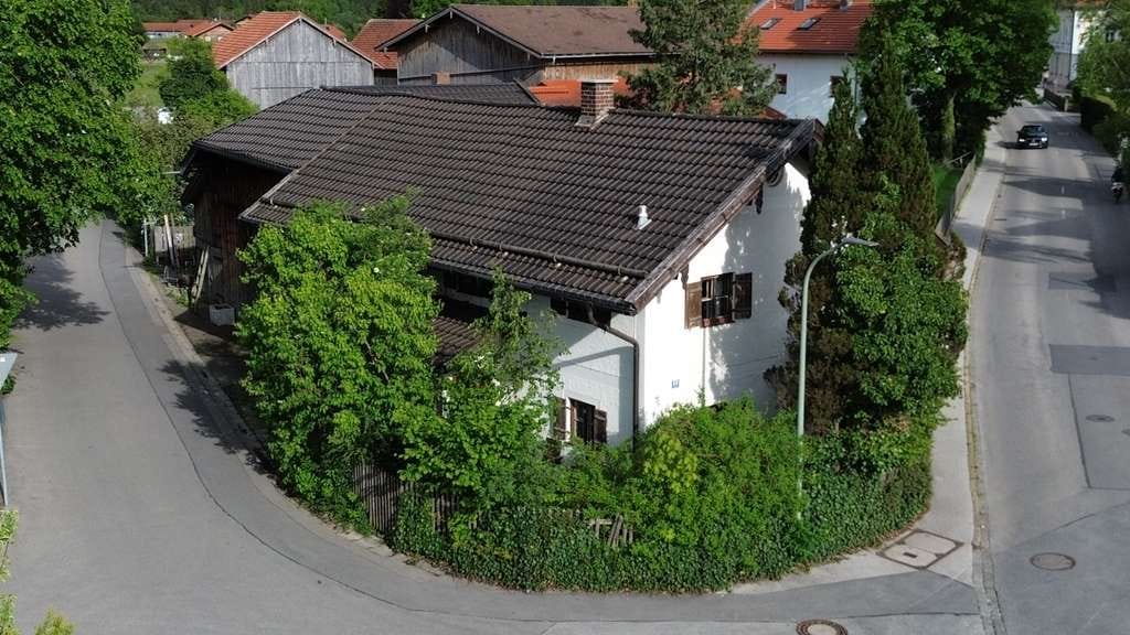Immobilie in Wolfratshausen - Sanierungsbedürftiges Einfamilienhaus - Bild 0