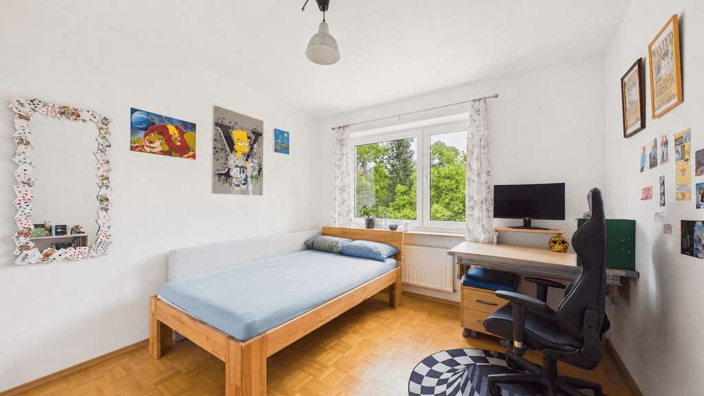Immobilie in Krailling - HEGERICH: Helle 3-Zimmer-Wohnung im 2. Obergeschoss mit zwei Balkonen - Krailling am Rand zu Planegg - Bild 4