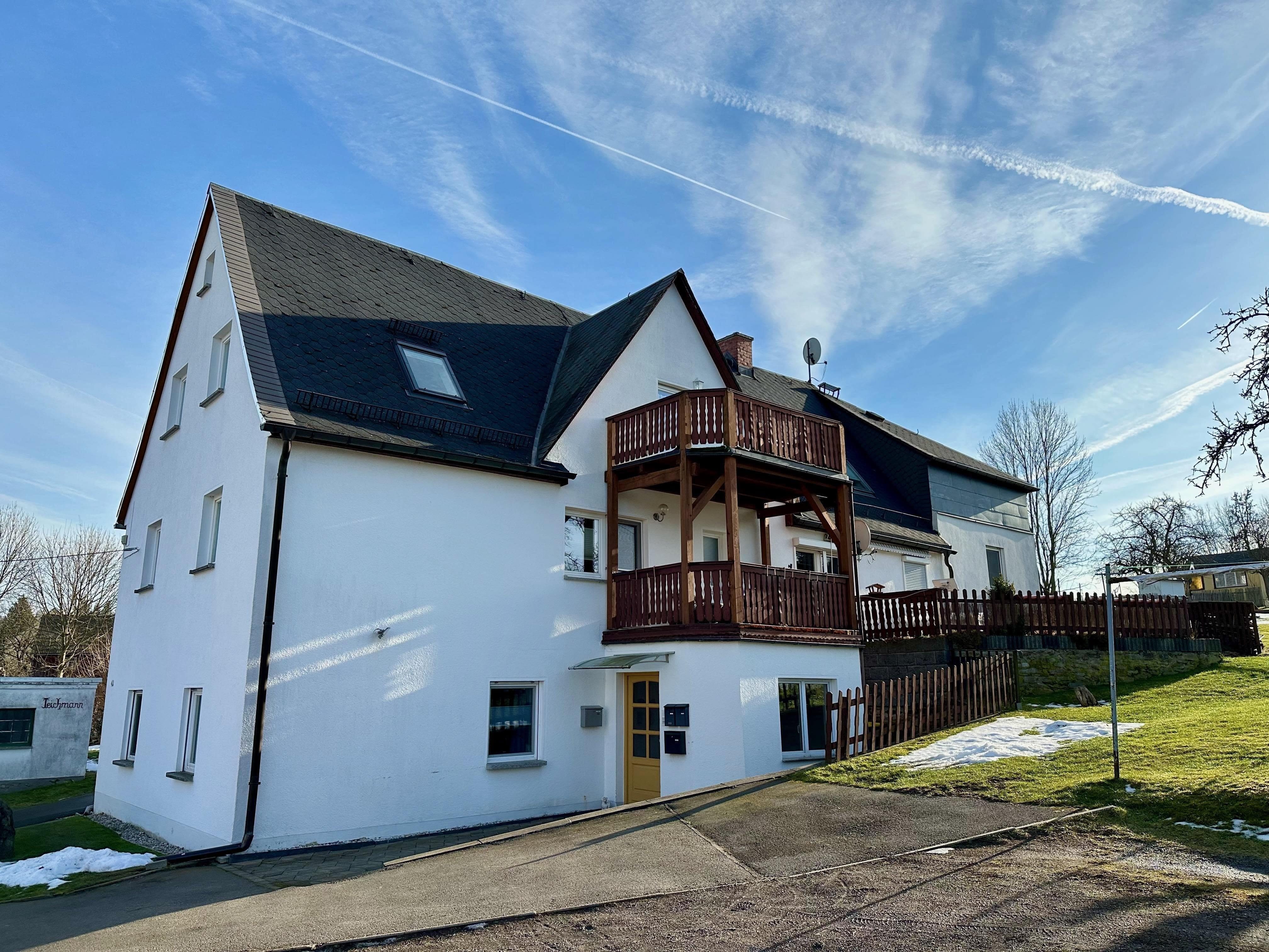 Immobilie in Bobritzsch-Hilbersdorf - Charmantes Mehrfamilienhaus mit großem Potenzial und ländlichem Flair - Bild 1