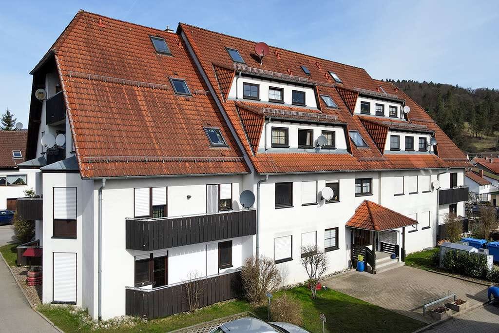 Immobilie in Burladingen - Schöne Wohnung • 2 Balkone - ideal für den Eigenbedarf oder als Kapitalanlage - Bild 0