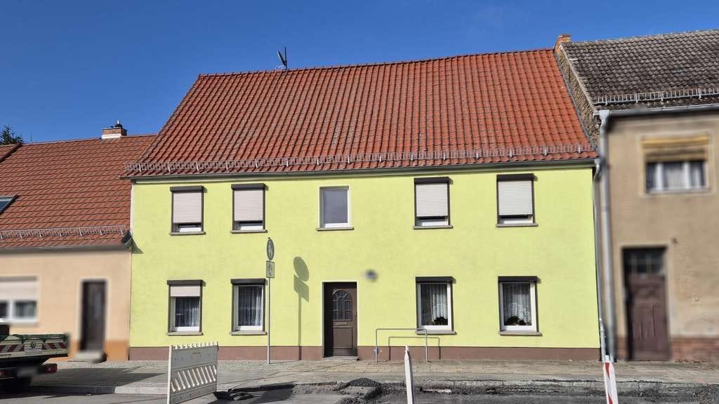 Immobilie in Jüterbog - Generationenhaus mit großem Grundstück - Bild 1